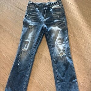Washed blue risen jeans